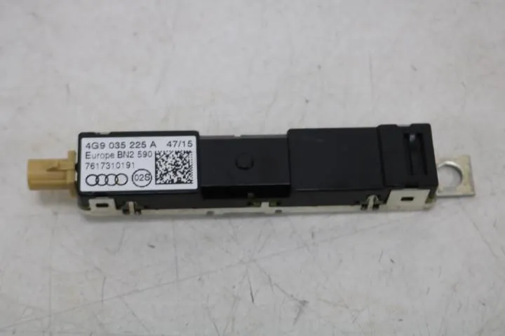 Antenneversterker Audi A6 4G FL 4G9035225A