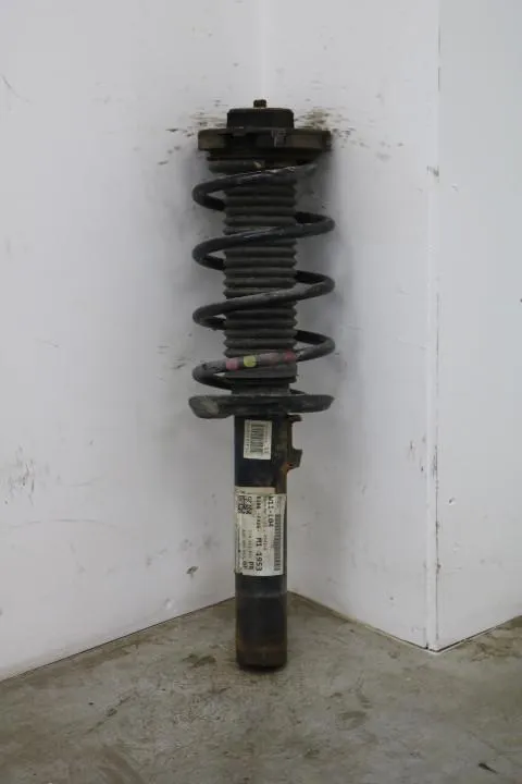 Schokbreker voorzijde kan L en R VW Touran 1T 1T0413031GQ