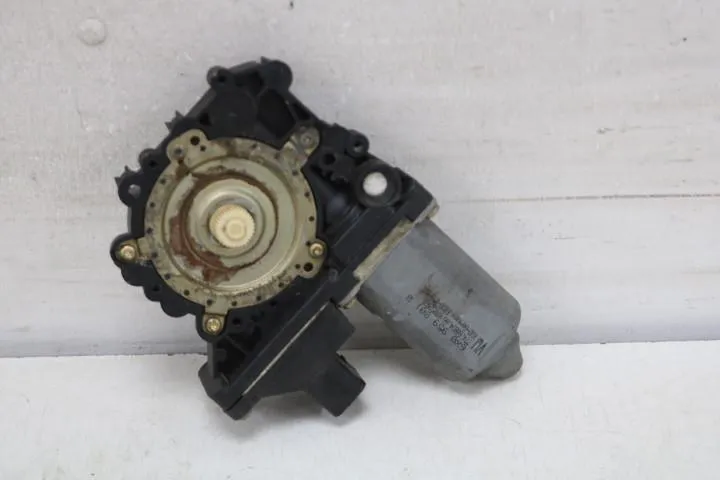 Raammotor rechtsvoor VW Lupo GTI 6X0959801B