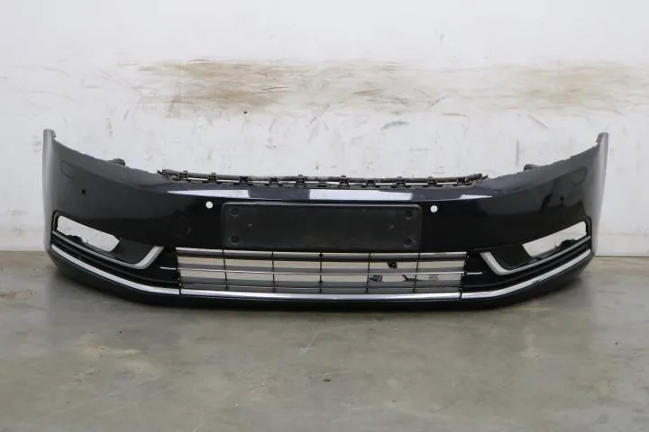 Voorbumper 4X PDC VW Passat B7 LC9X 3AA807217F