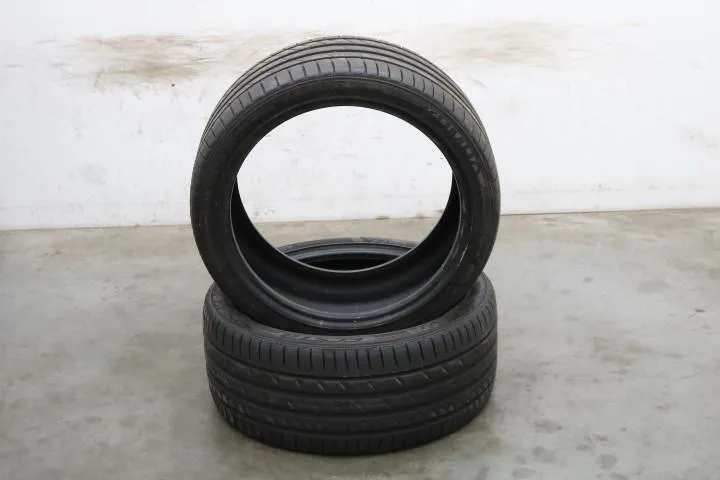 2 x 2753520 102Y Kumho Ecsta PS71 met 6mm 275 35 20