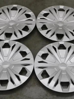 Set 17 inch wieldoppen Audi Q3 F3 83A601147