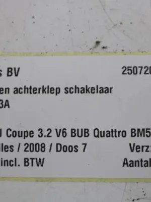 Tankklep en achterklep schakelaar Audi TT Coupe 8P0959833A