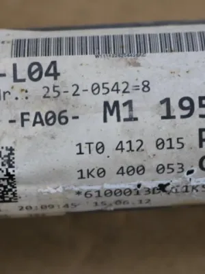 Schokbreker voorzijde kan L en R VW Touran 1T 1T0413031GQ