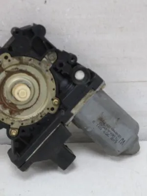 Raammotor rechtsvoor VW Lupo GTI 6X0959801B