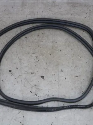 Achterklep rubber VW Lupo GTI 1H0827705A
