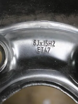 1 losse 15 inch stalen velg VW Caddy 2K 2K0601027B