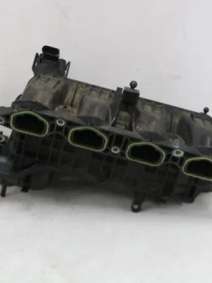 Inlaatspruitstuk Audi A3 8V 04E129711E