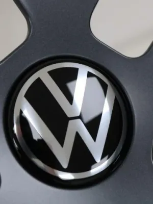 NIEUW! 1 losse org. 19 inch wieldop VW Passat B9! 3J0601169A