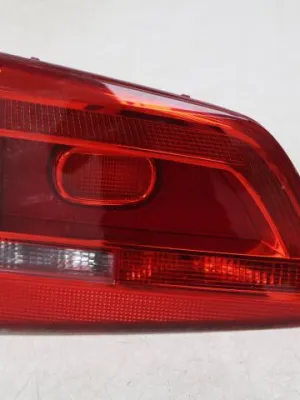 Achterlicht links (in klep) VW Touran 1T 1T0945093