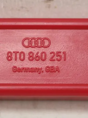 Gevarendriehoek Audi A3 8V 8T0860251