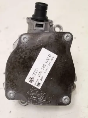 Onderdrukpomp Volkswagen Beetle Cabrio 2.5 CBT 07K145100C