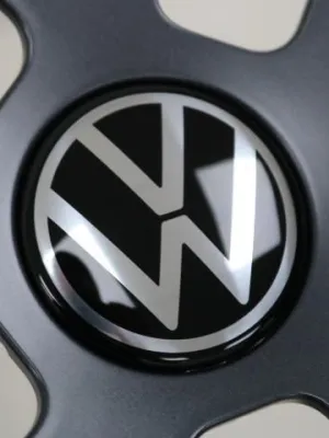 NIEUW! 1 losse org. 19 inch wieldop VW Passat B9! 3J0601169A