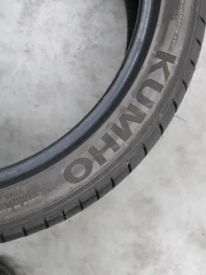 2 x 2753520 102Y Kumho Ecsta PS71 met 6mm 275 35 20
