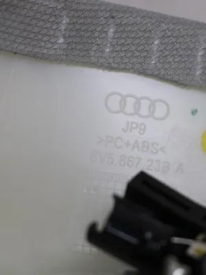 A-stijl bekleding links Audi A3 8V 8V5867233A