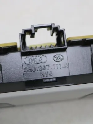 Binnenverlichting achterzijde Audi A6 4G FL 4G0947111A