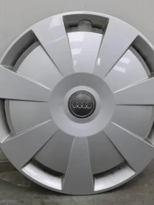 Set 16 inch wieldoppen Audi A3 8V 8V0601147D