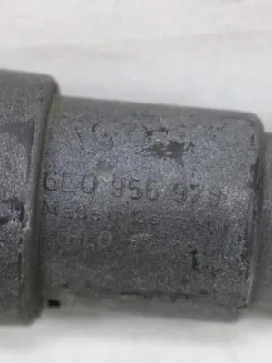 Hefcilinder voor bumper VW Lupo GTI 6E0955978