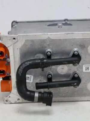 Lader voor hoogvoltaccu VW Passat B8 GTE 5QE915682AF