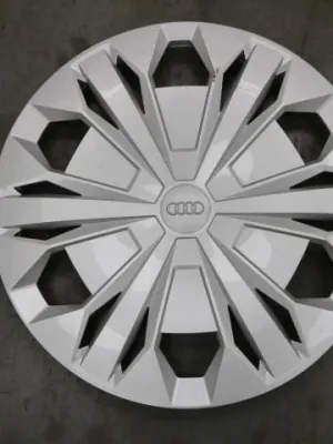 Set 17 inch wieldoppen Audi Q3 F3 83A601147