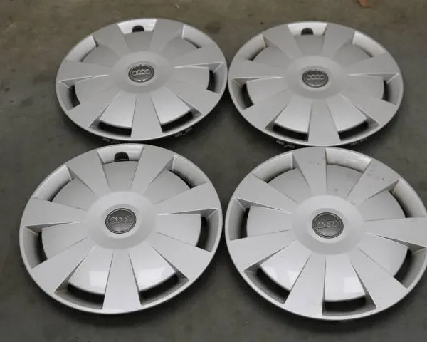 Product Set 16 inch wieldoppen Audi A3 8V 8V0601147D Afbeelding