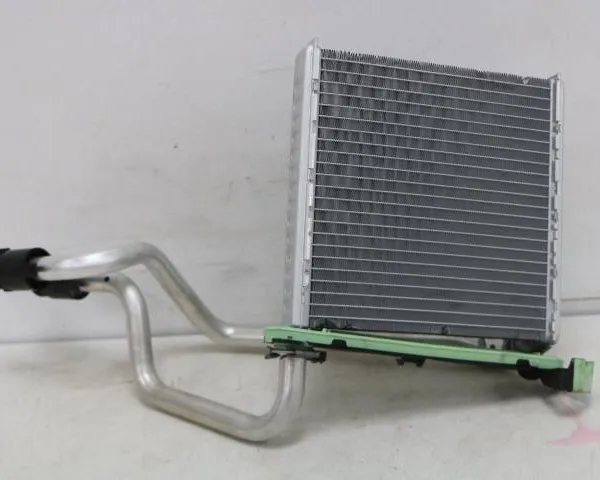 Product Warmtewisselaar Audi A3 8Y 5Q0819031B Afbeelding