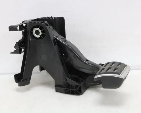 Product Rempedaal Audi A3 8Y 5Q1723143B Afbeelding